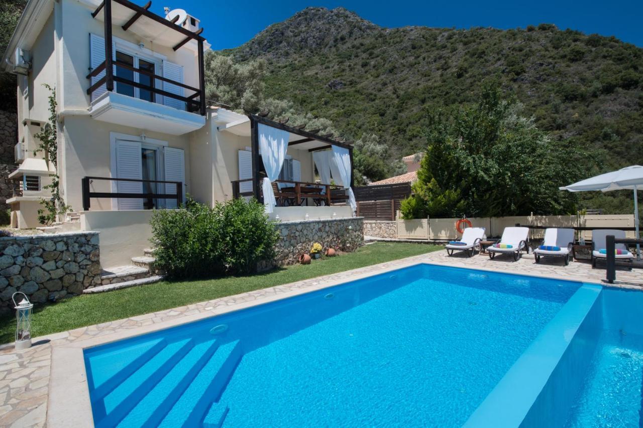 Villa Pasithea - Breathtaking Seaviews, Infinity Pool, Privacy, Close To The Beach Nydri  Exterior photo